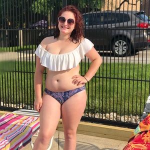 Meet your Posher, Sylvia